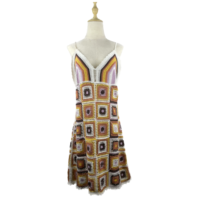 213943_Holiday Crochet Sling Patchwork